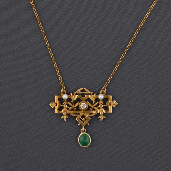 Collier motif floral et pierres