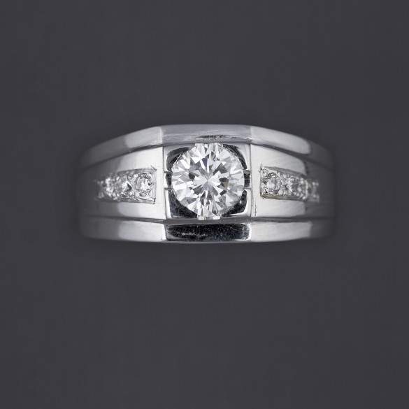 Bague diamant central et côtés